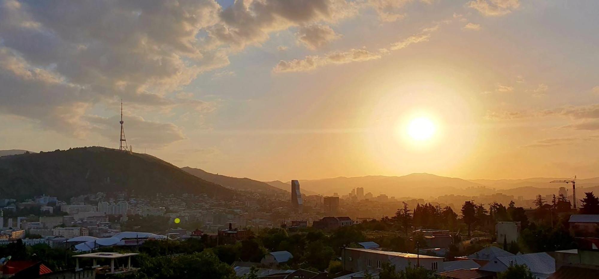 Hotel Hills In Old Tiflis Dış mekan fotoğraf
