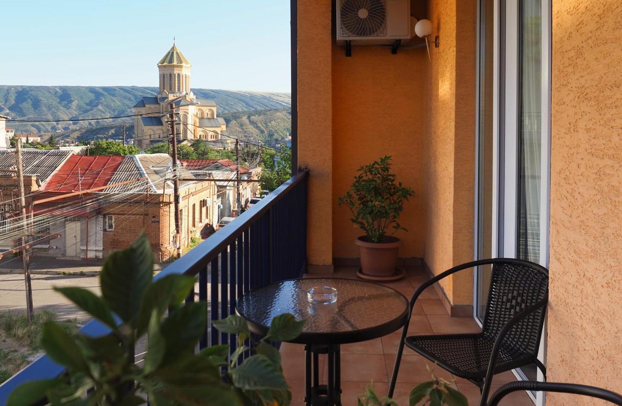 Hotel Hills In Old Tiflis Dış mekan fotoğraf